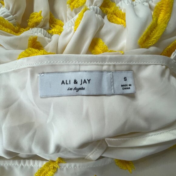 Ali & Jay Yellow Textured Long Sleeve Peplum Blouse S Polyester - Picture 3 of 10